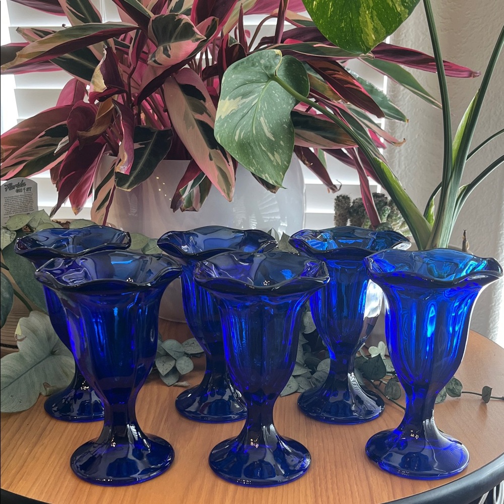 Anchor Hocking Vintage Cobalt Blue Tulip Sundae Glasses set of 6